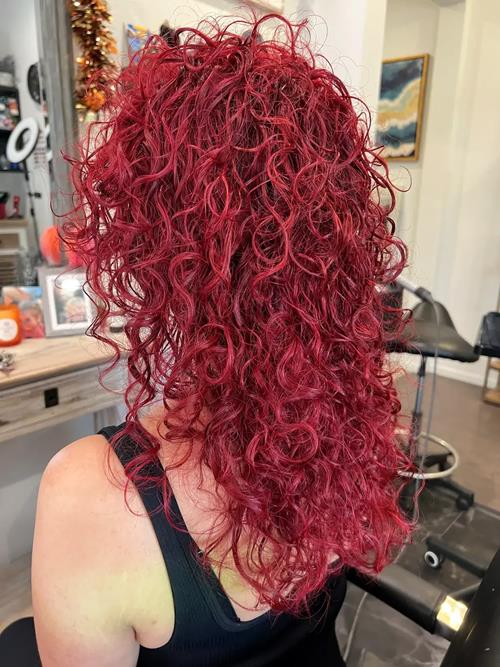 Cherry Red Curl-Safe Hair Color Using a French Wash We used a gentle French wash (also known as a so(..)